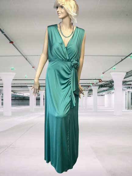 šaty saténové zelené Rinascimento