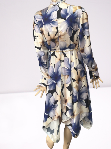 šaty elegantné s kvetmi Rinascimento