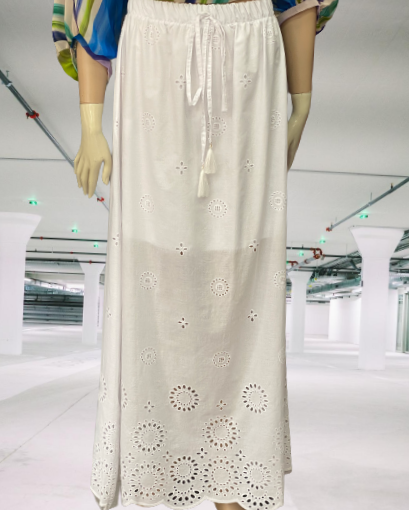 sukňa madeirová biela Rinascimento - detail