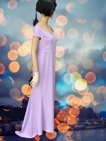šaty s vlečkou fialkové Rinascimento