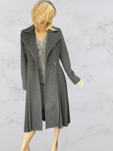 kabát zimný plisovaný sivý Rinascimento