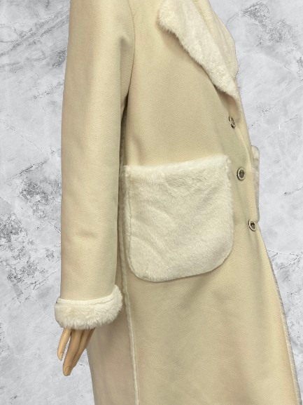 kabát - kožuch biely Rinascimento
