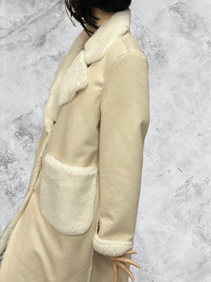 kabát - kožuch biely Rinascimento