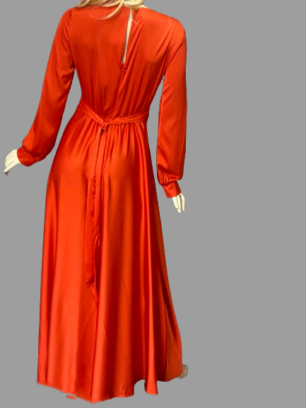 šaty elegantné oranžové Rinascimento