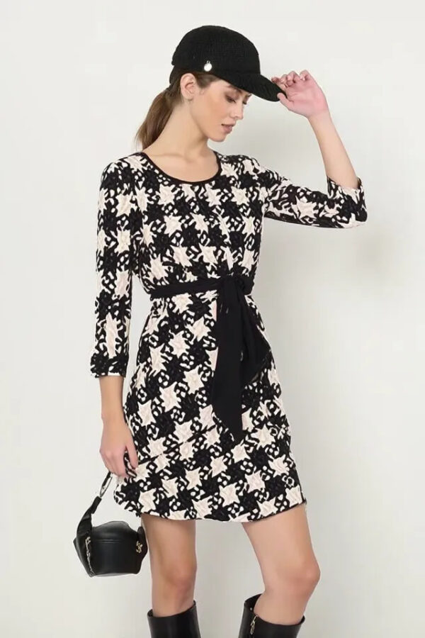 šaty s mašľou elegantné Rinascimento