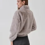 9a846849782005025f6ce8e468f4327272045628_WORNG_CFC0122226003_B255_FULLBACK (1)