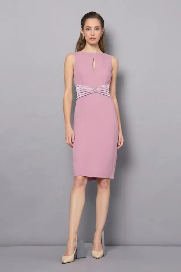 šaty so saténovou pásovkou puzdrové Rinascimento