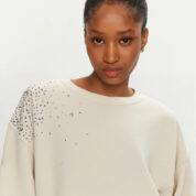 FitRoom.app_1765290728878