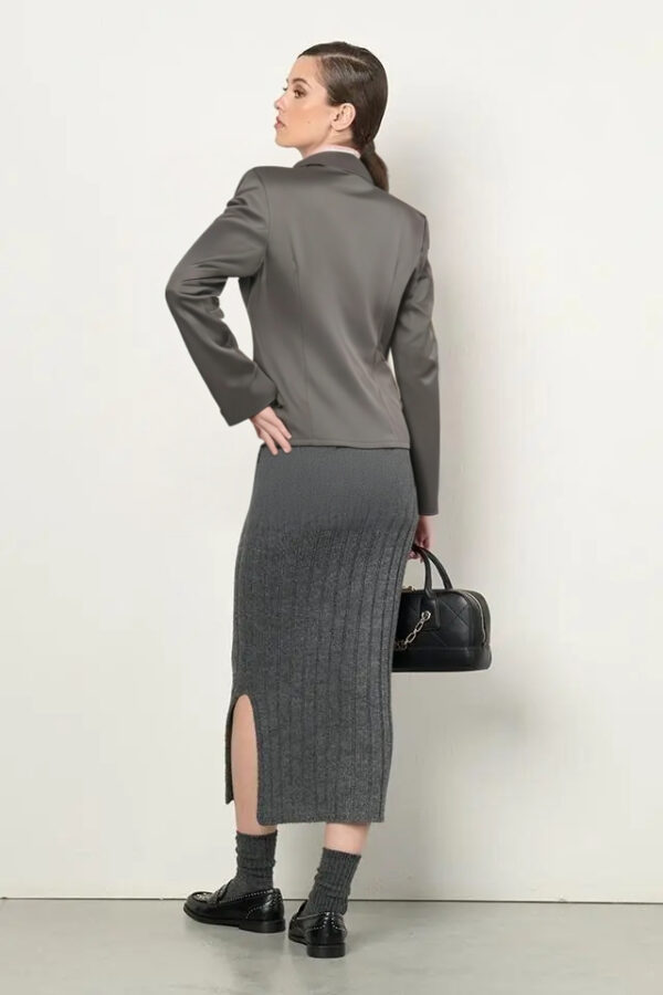 FitRoom.app_1765622991004