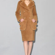 FitRoom.app_1767019826276