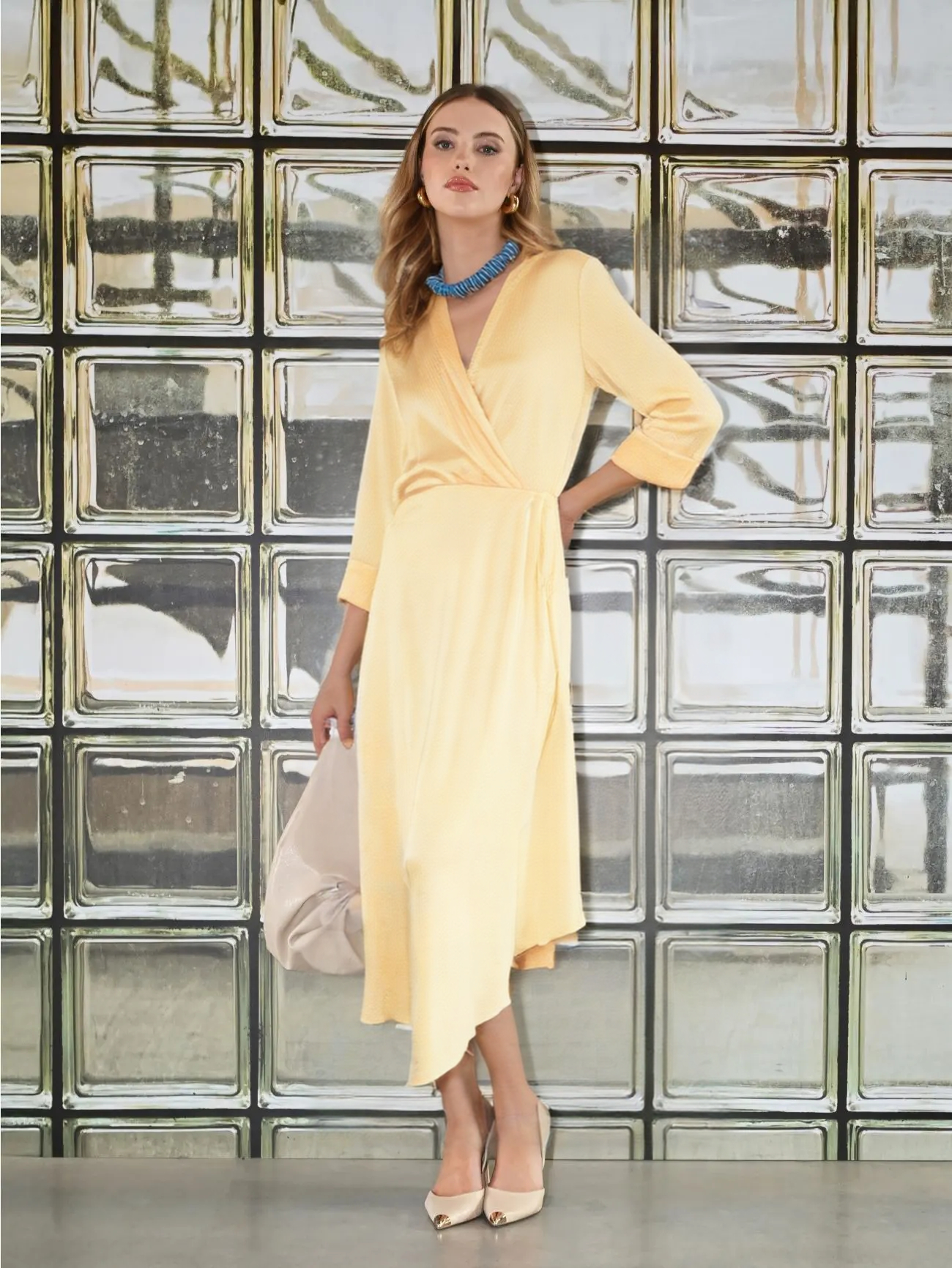 šaty elegantné žlté Rinascimento