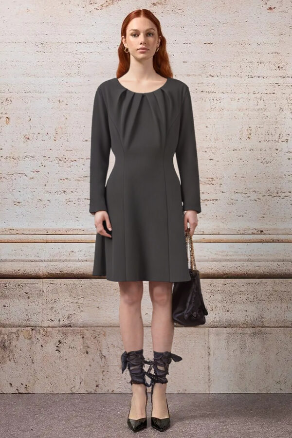 šaty čierne elegantné krátke Rinascimento