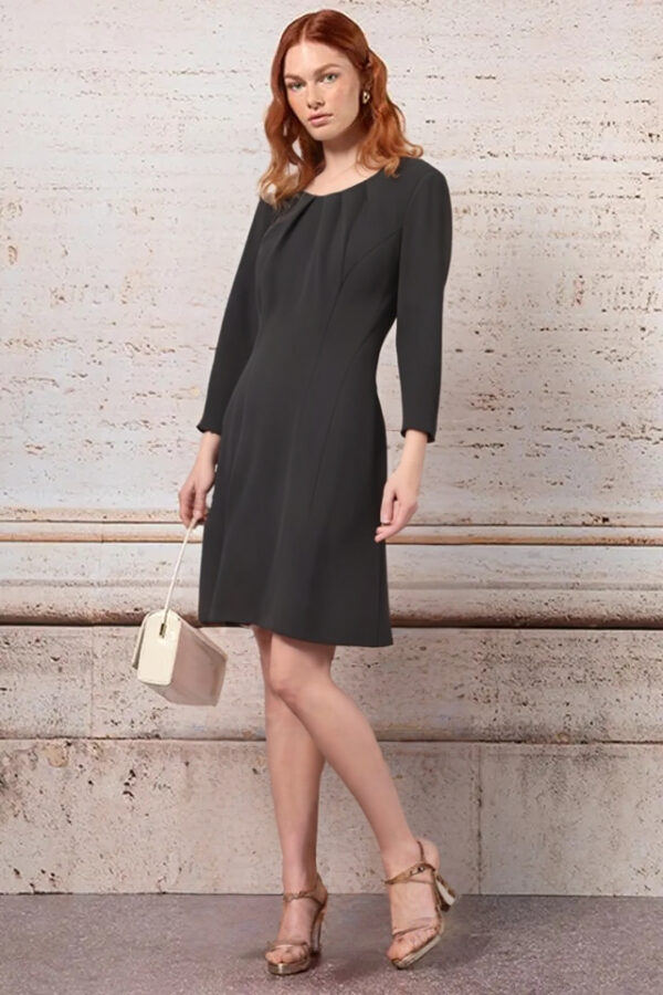 šaty čierne elegantné krátke Rinascimento