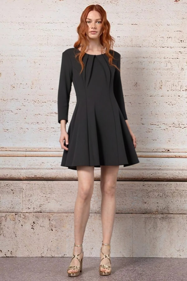 FitRoom.app_1771340389978