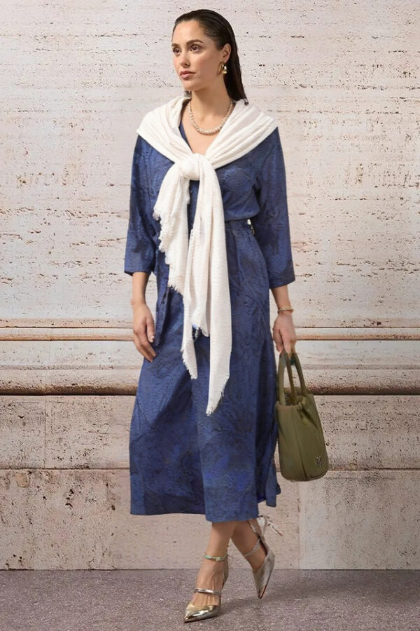 FitRoom.app_1773393676195 šál strieborný lurexový Rinascimento