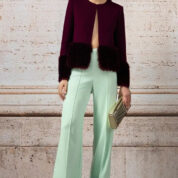 kabát s kožušinou elegantný krátky Rinascimento