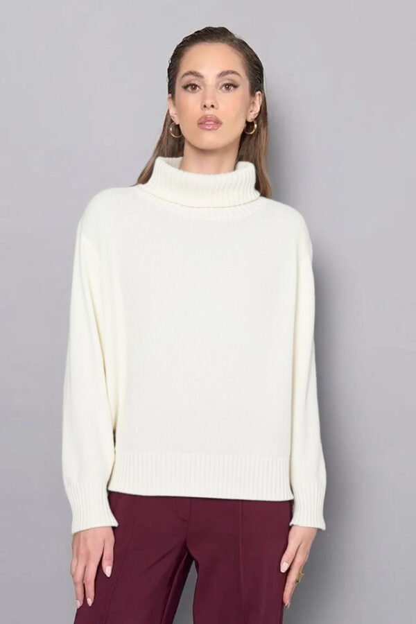 rolák voľný biely Rinascimento